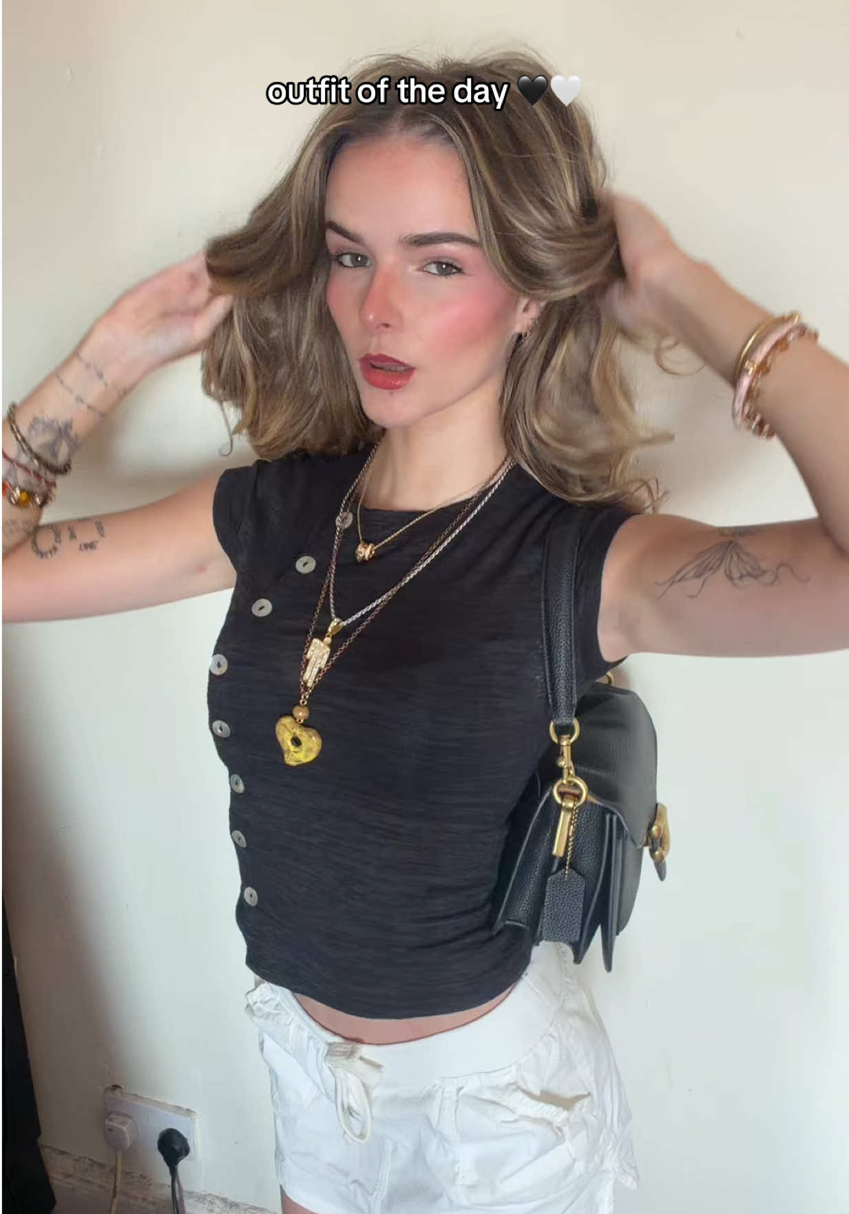 @molly ⋆˙⟡♡