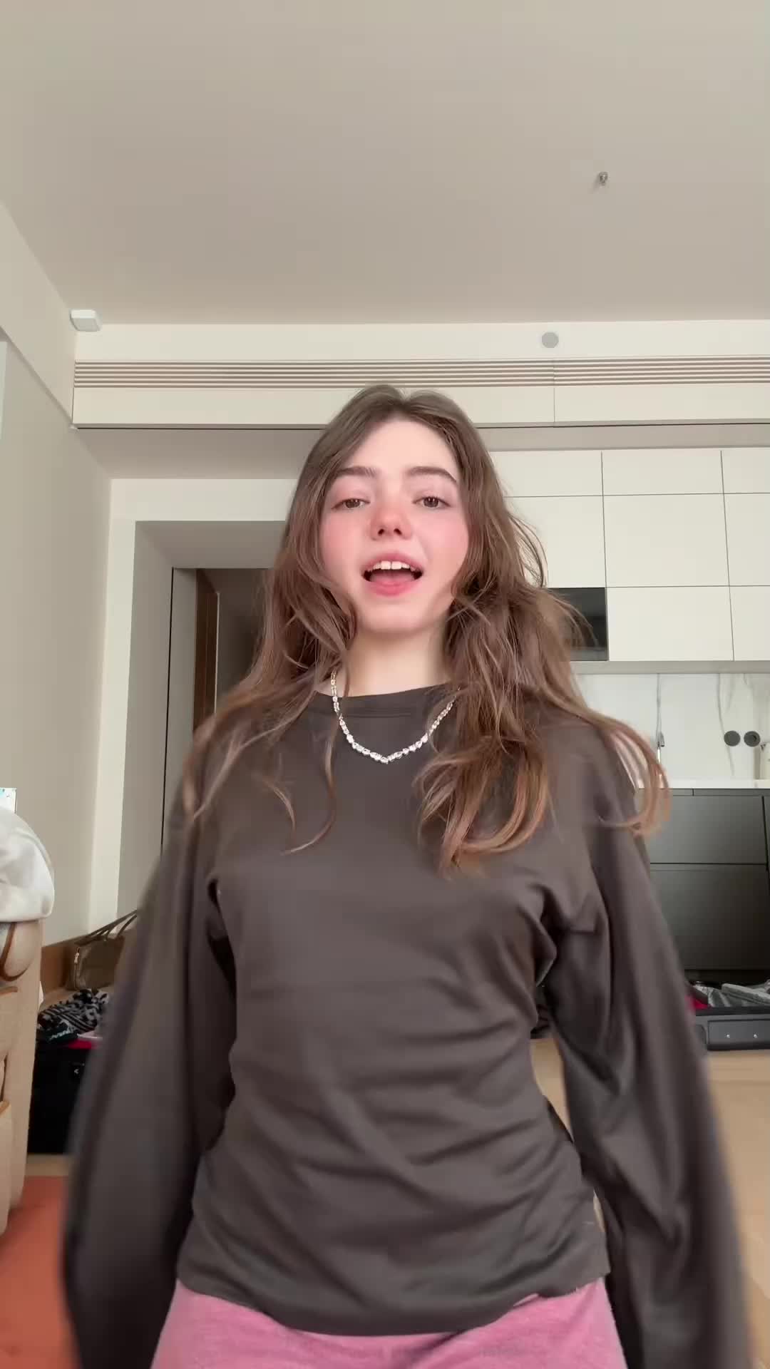 @💐CUTE QWEEN 💐
