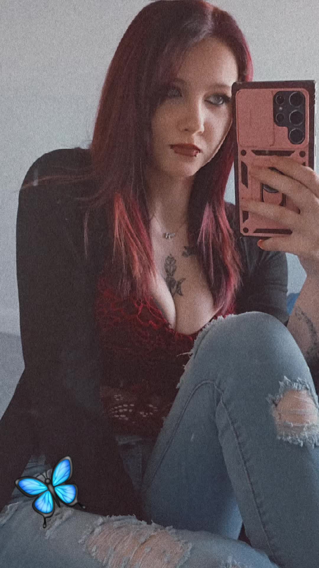 @🦋PrettyDistracted🦋