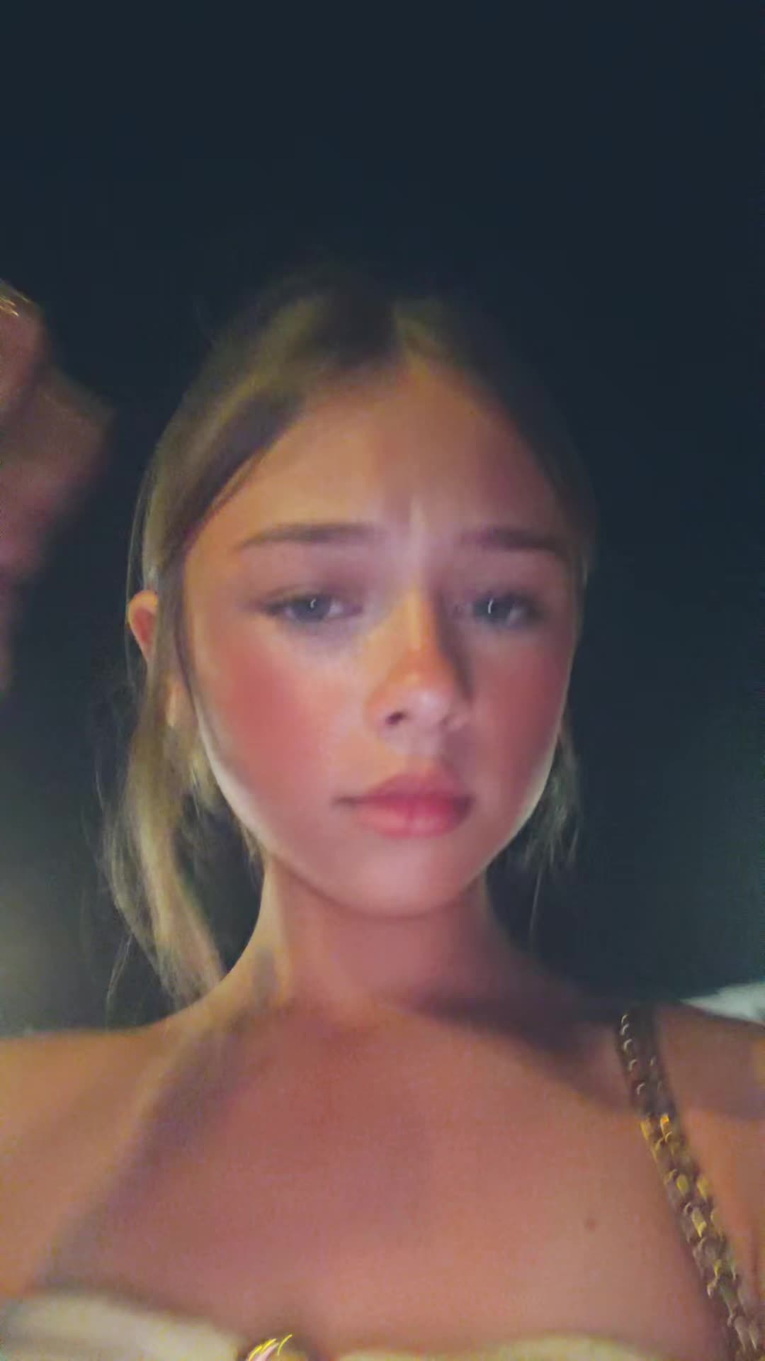 @𝘣𝘳𝘰𝘰𝘬𝘦' ꨄ