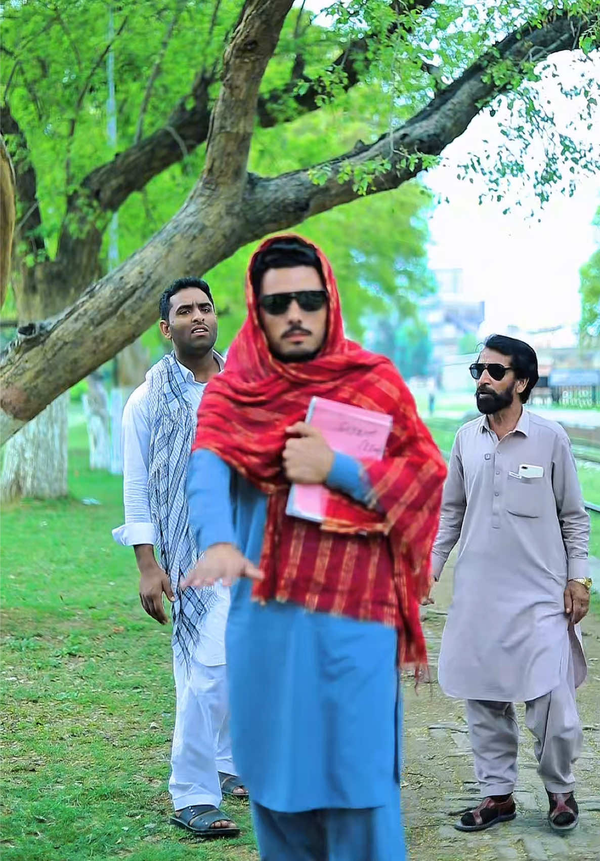 @Gulfam Khan