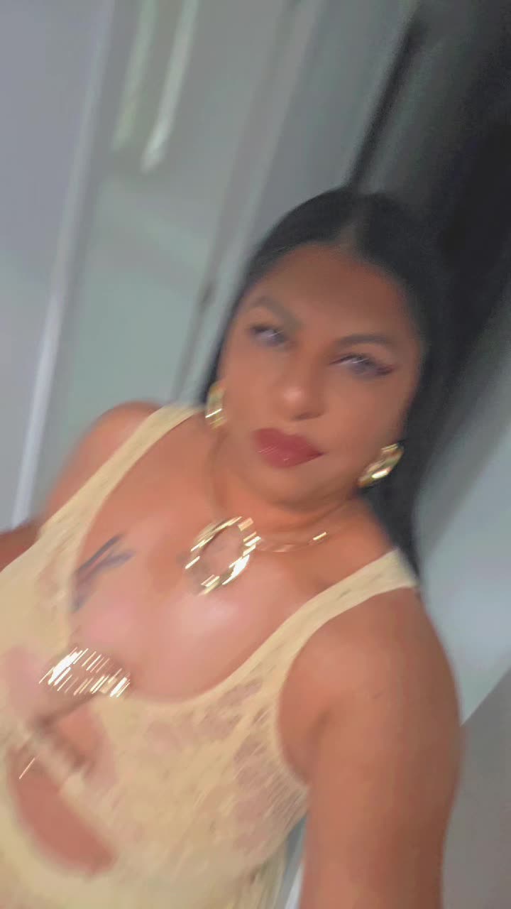 @Fiama Amador400