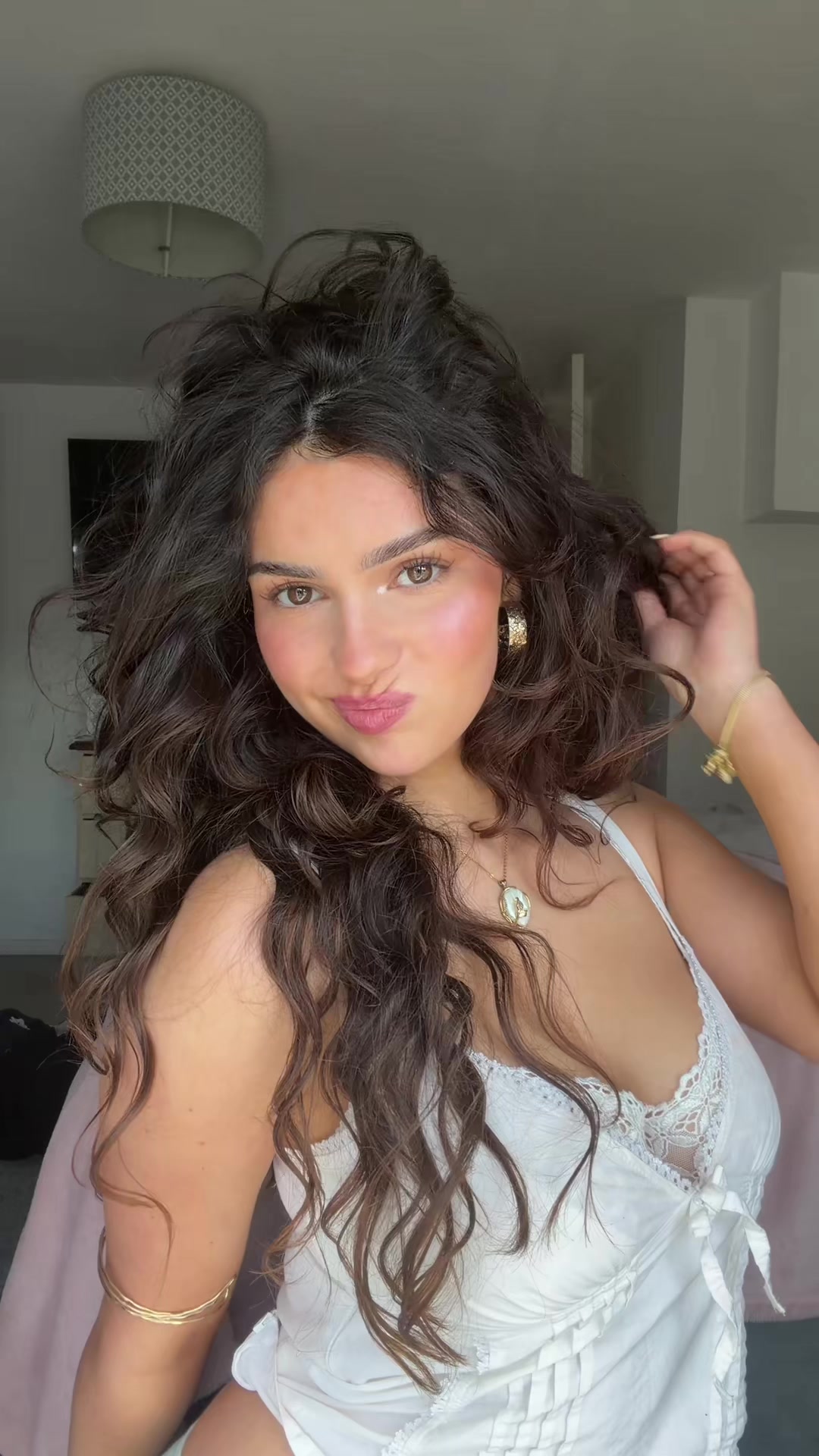 @evvrythingsrosie