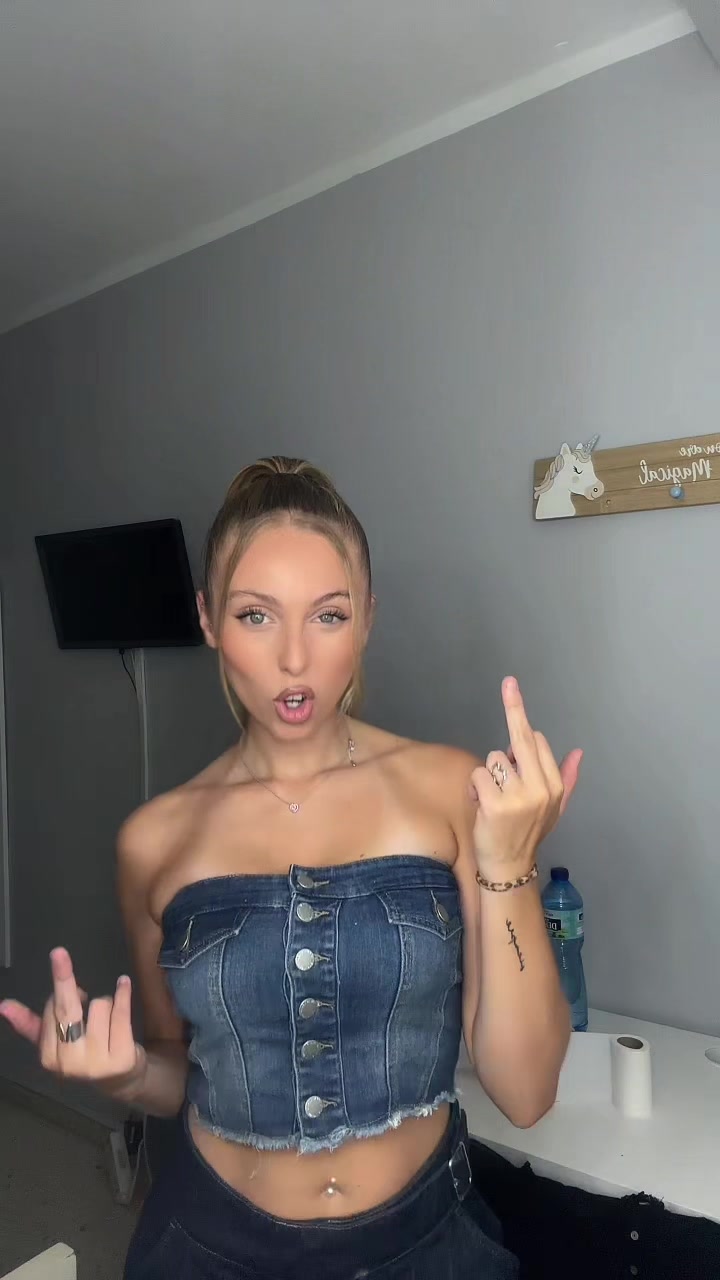 @mariaaadiazzzz