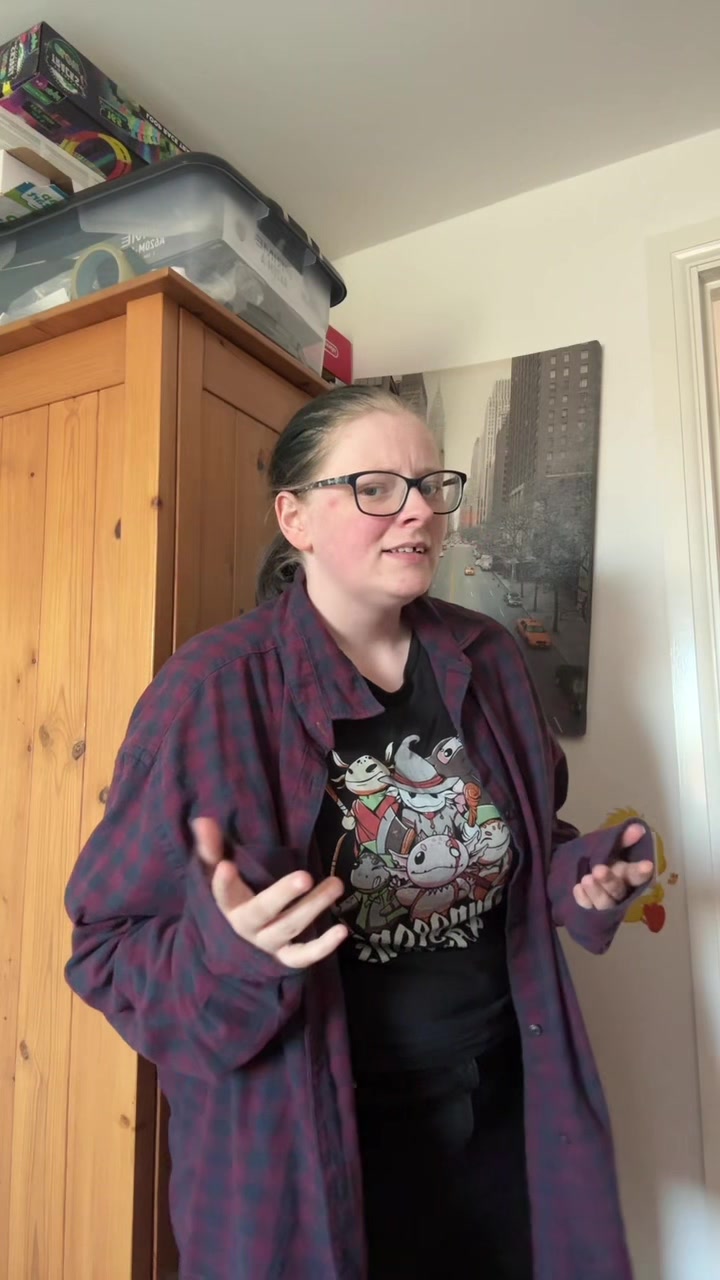@CosplayerEggg