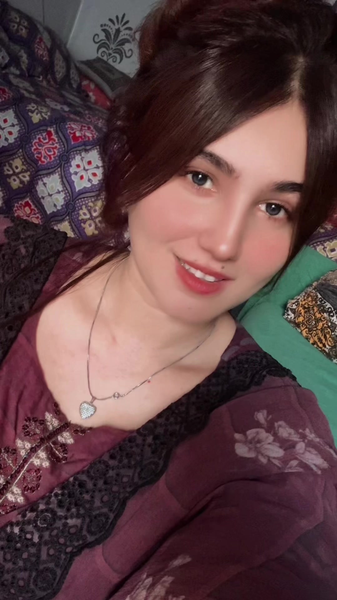 @Isha Hashmi.🥀👑