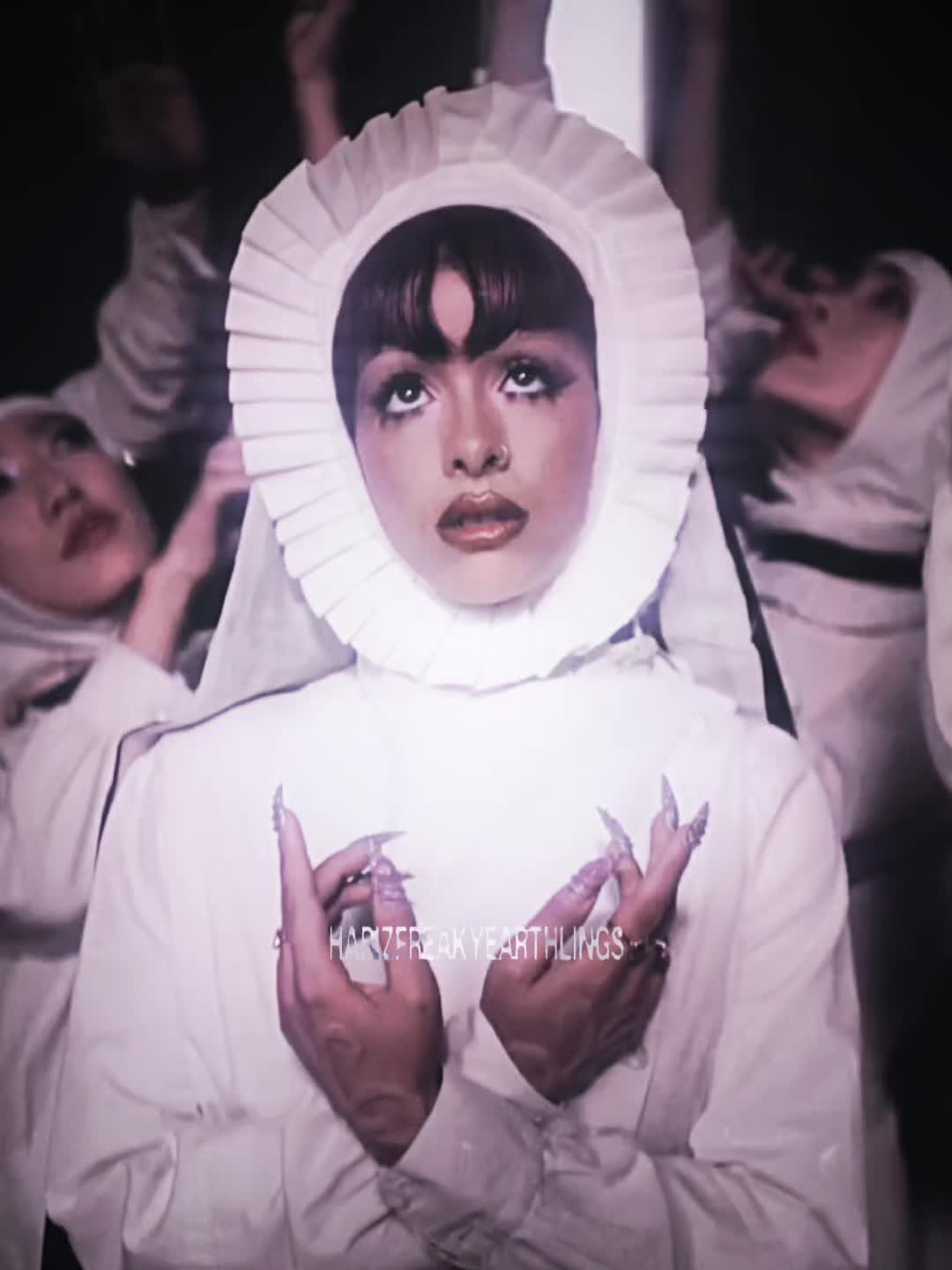 @ℌ𝔞𝔯𝔦𝔷 (𝔥𝔞𝔡𝔢𝔰𝔱𝔢𝔠𝔥)