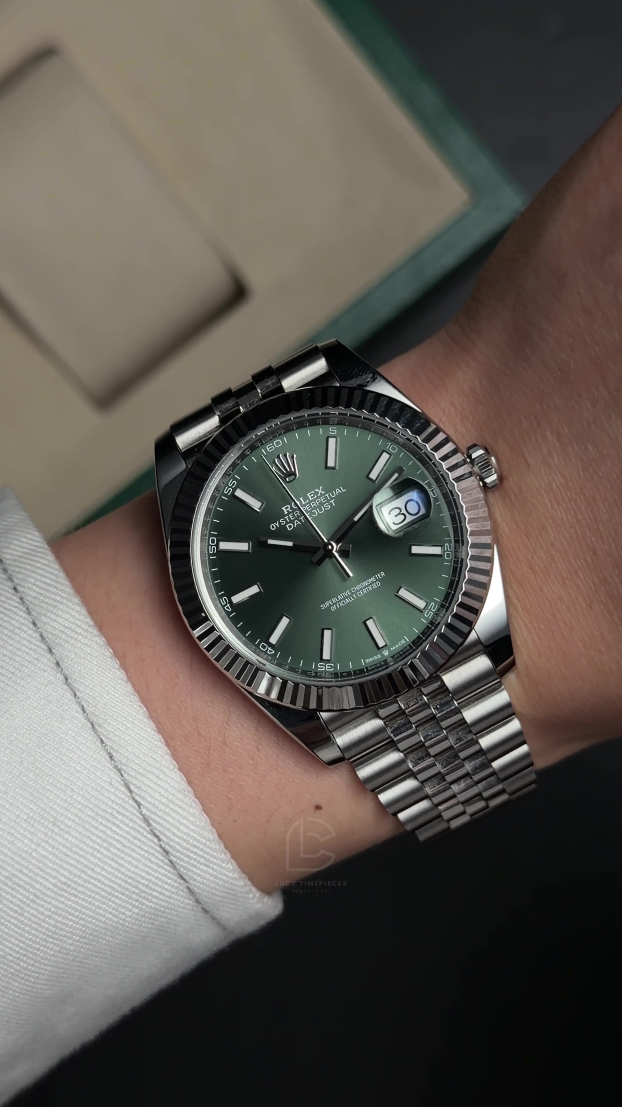 @LUCY TIMEPIECES