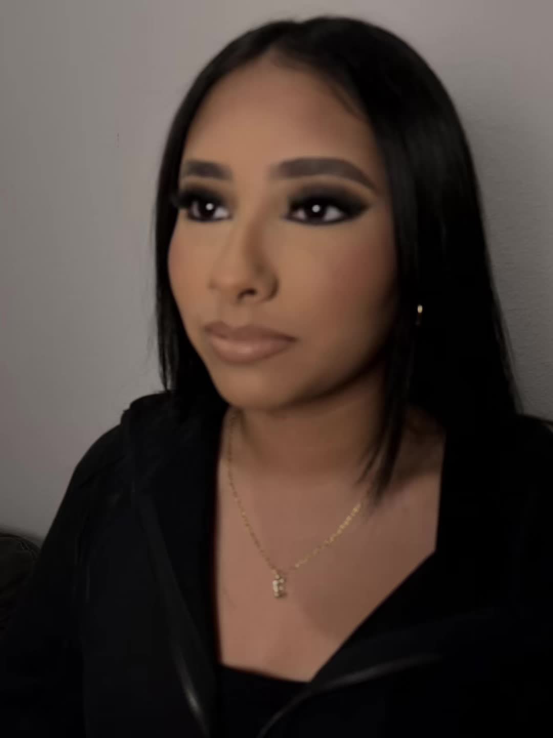 @leslie | beginner MUA