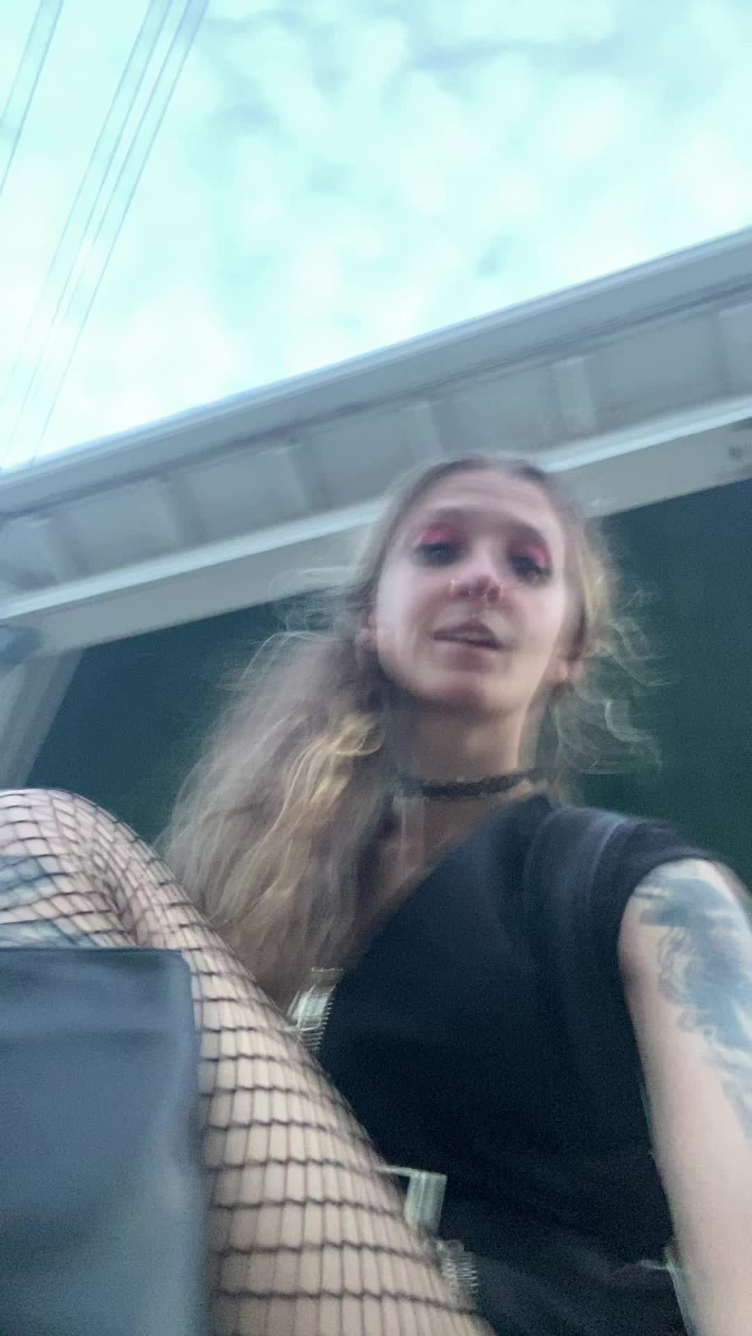 @Bad_intentions_Brooke
