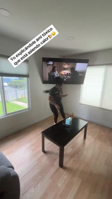@karlahernandez2078
