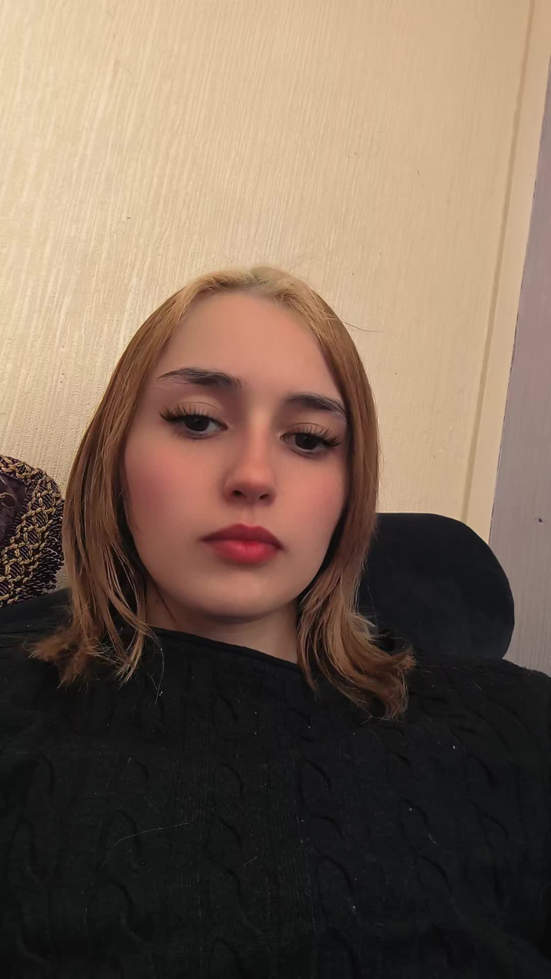 @🌹𝓜𝓵𝓵𝓮 𝓐𝓰𝓪𝓬𝓱𝓸𝓾𝔁🌹