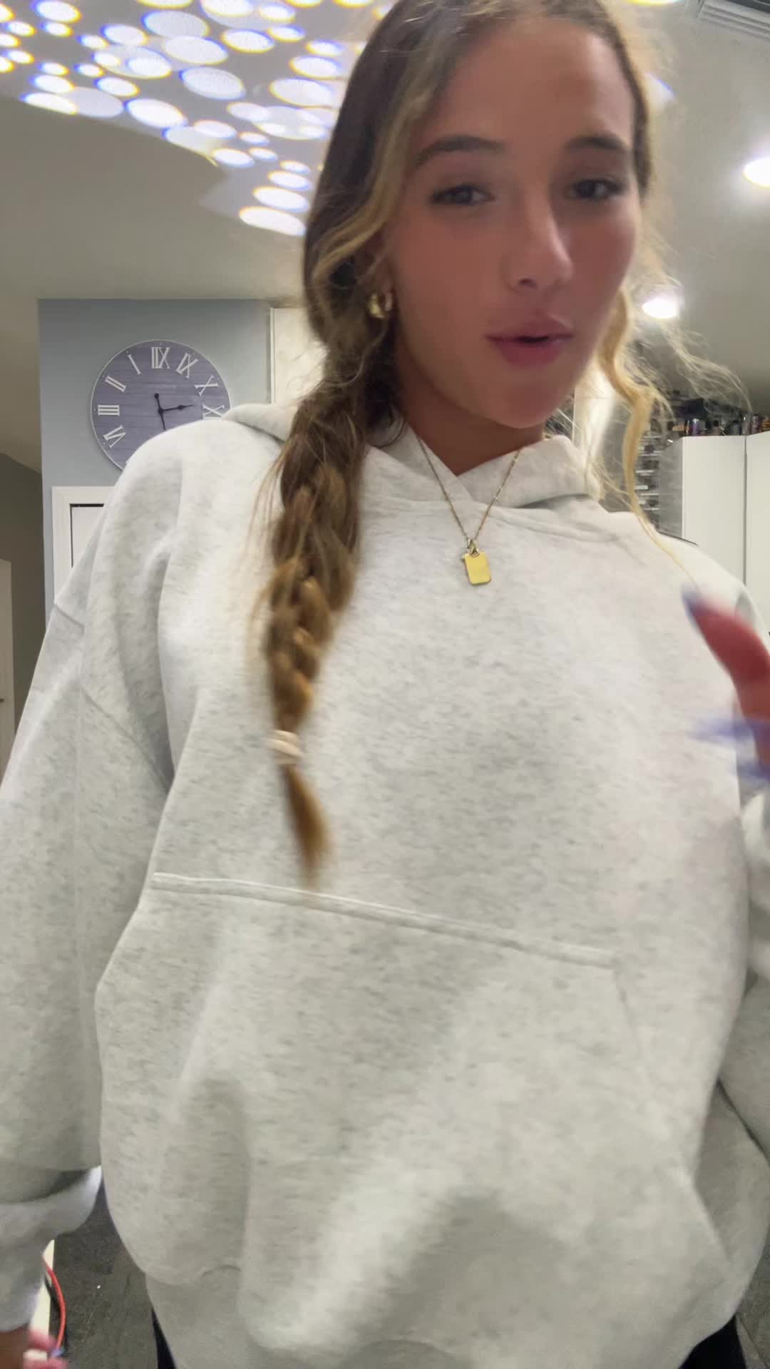 @MICHELLEGIRALDO