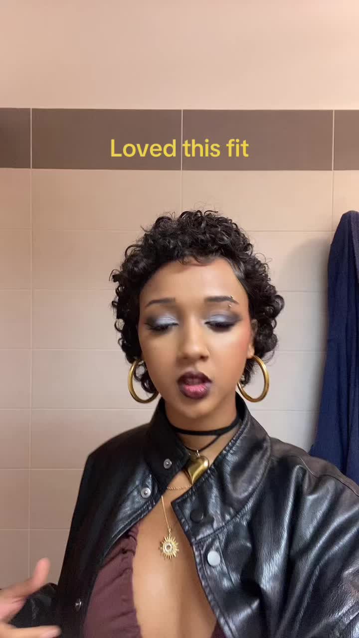 @In_daiana_jones