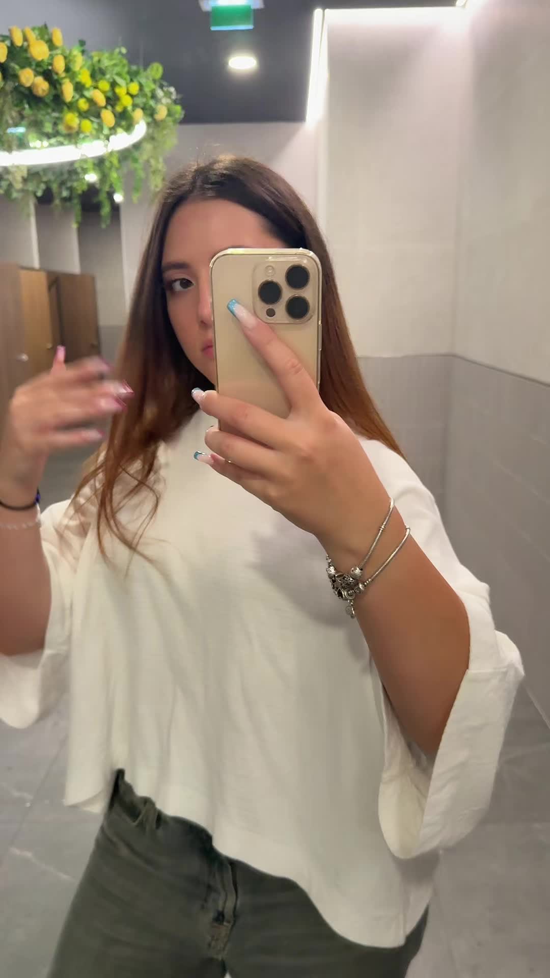 @𝓐𝓷𝓲𝓽𝓪💋