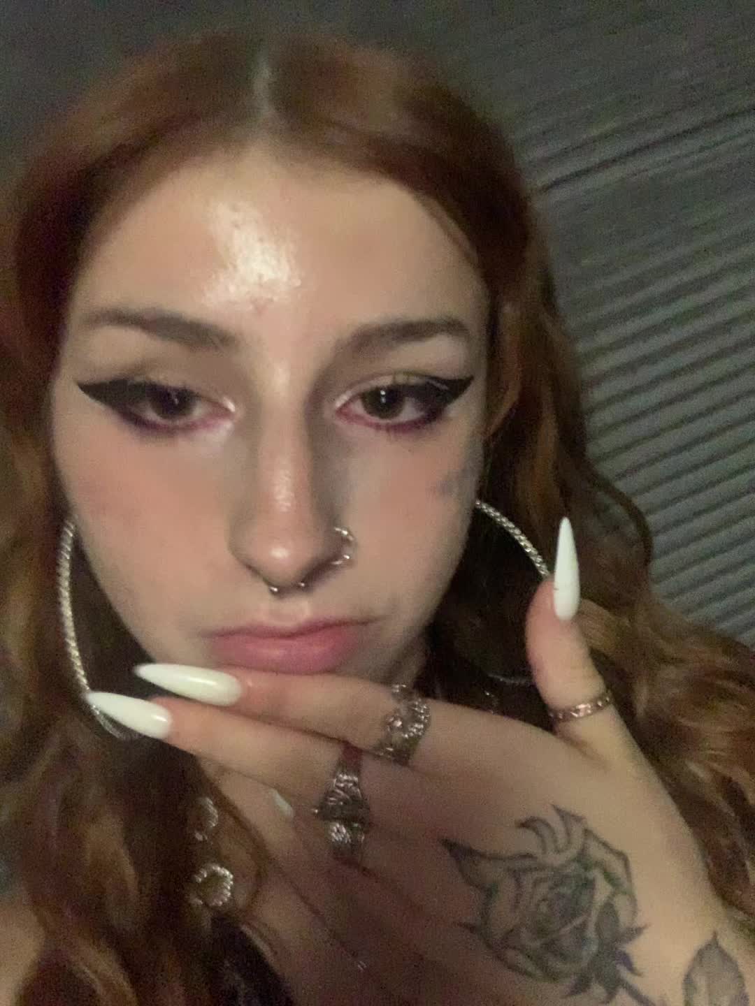 @lory🦇