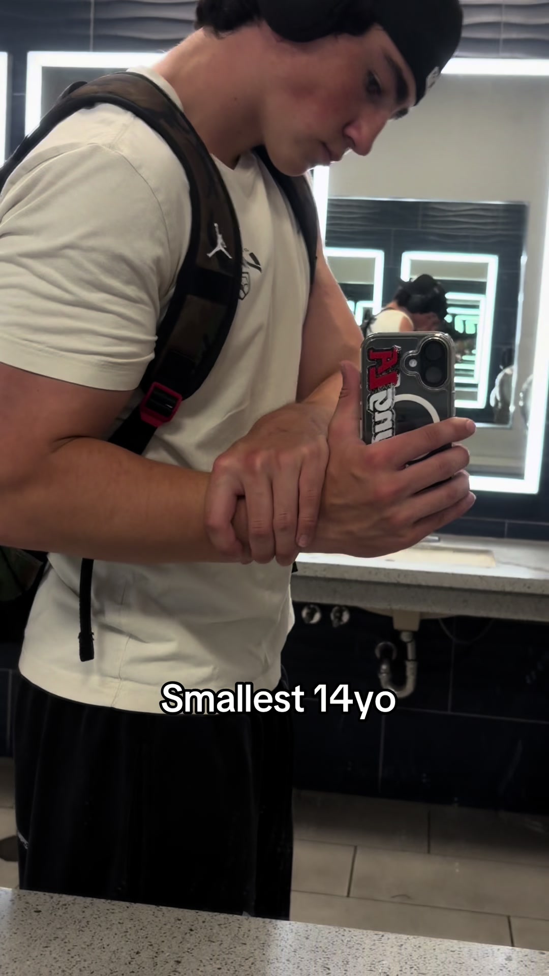 @𝔐𝔞𝔵