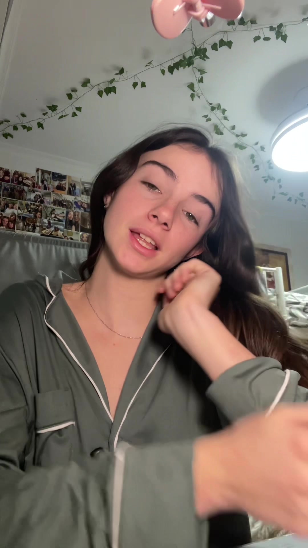 @clausahiss