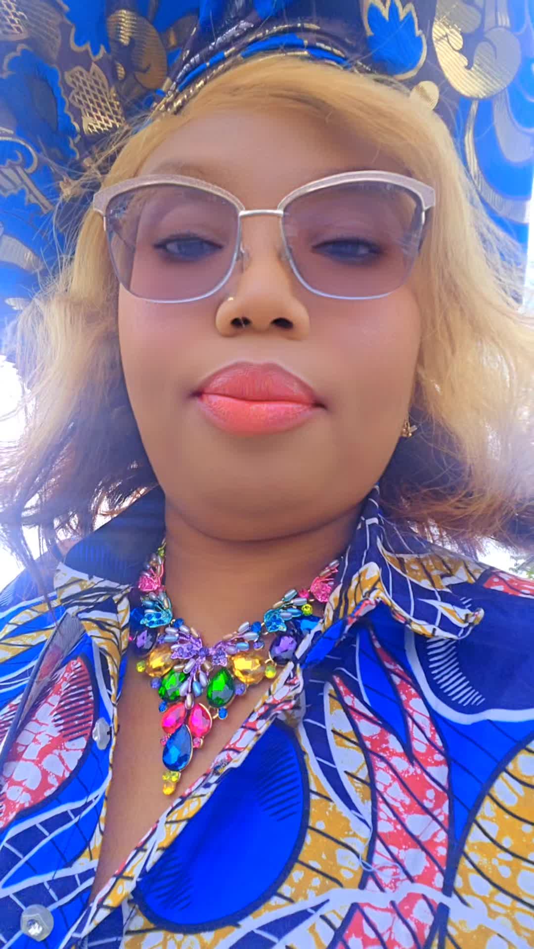 @Viviane M.
