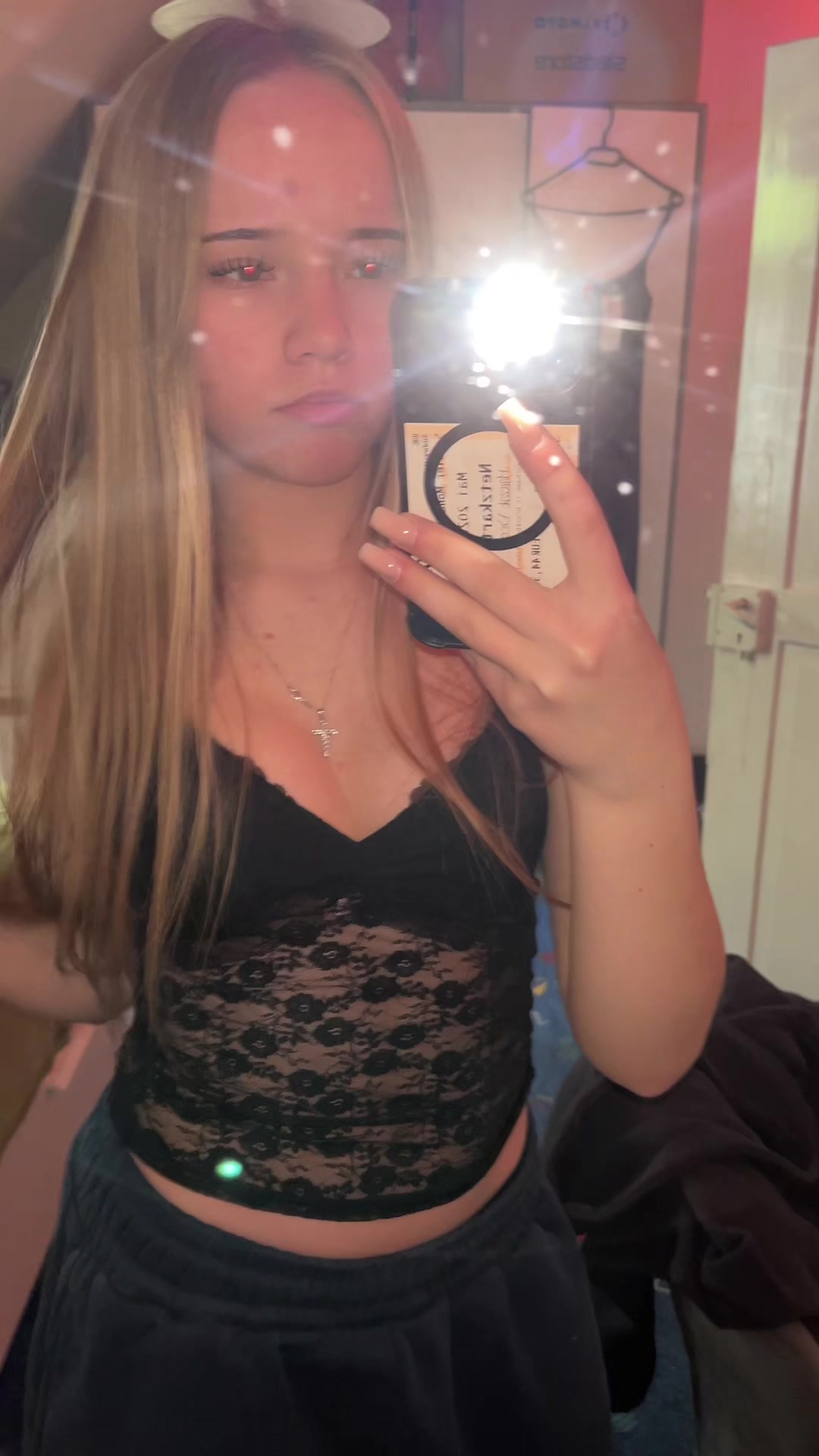 @nicole_08