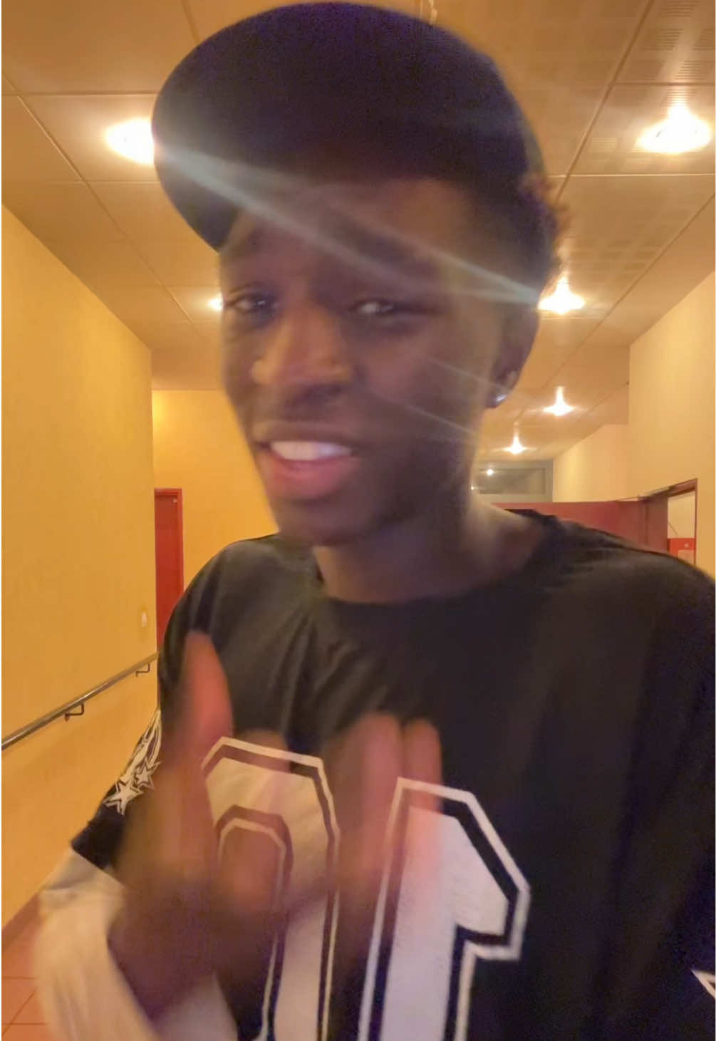 @2B LES SKILLS🤟🏾🍿😜