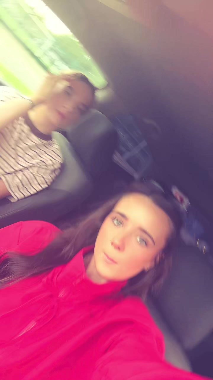 @Caileen.pRiV