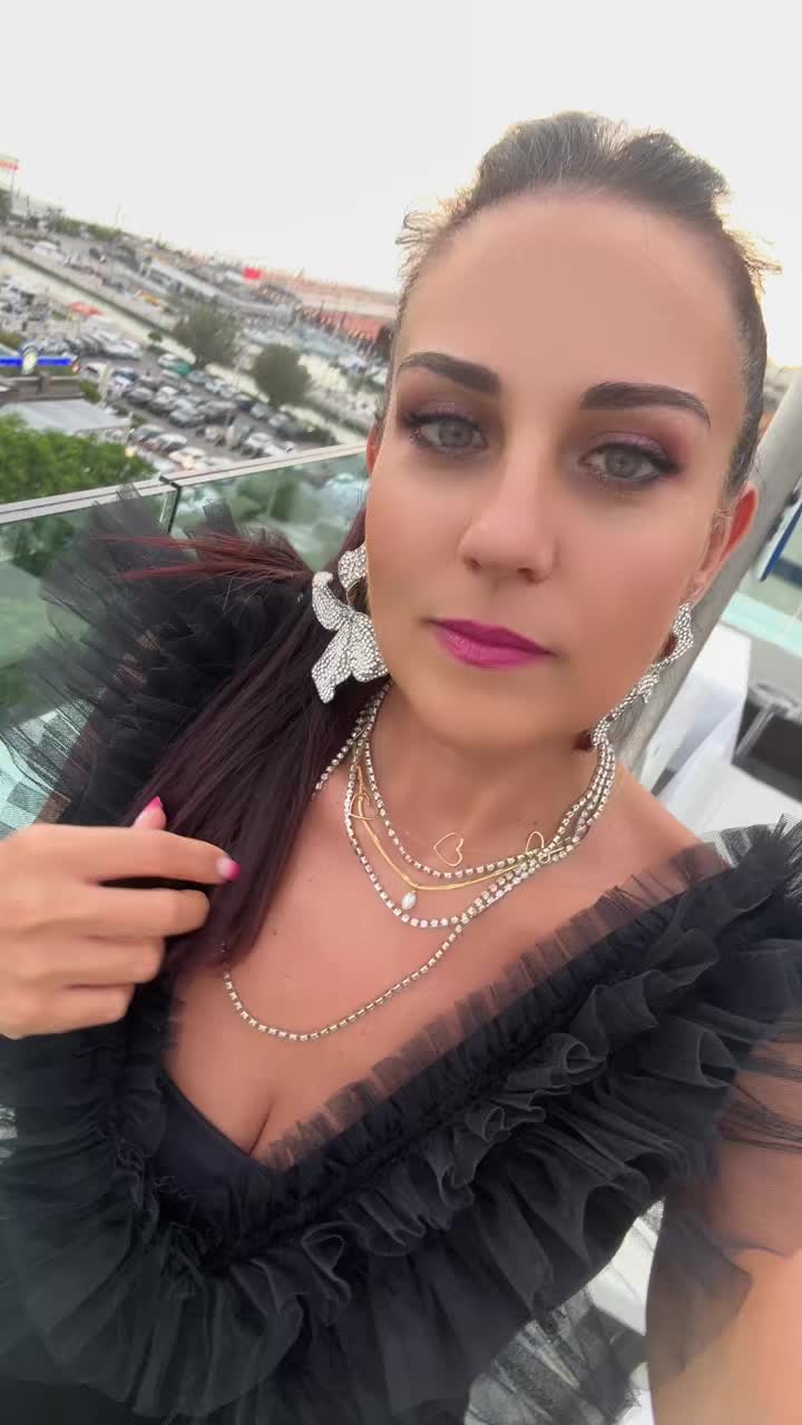 @Amici_stee