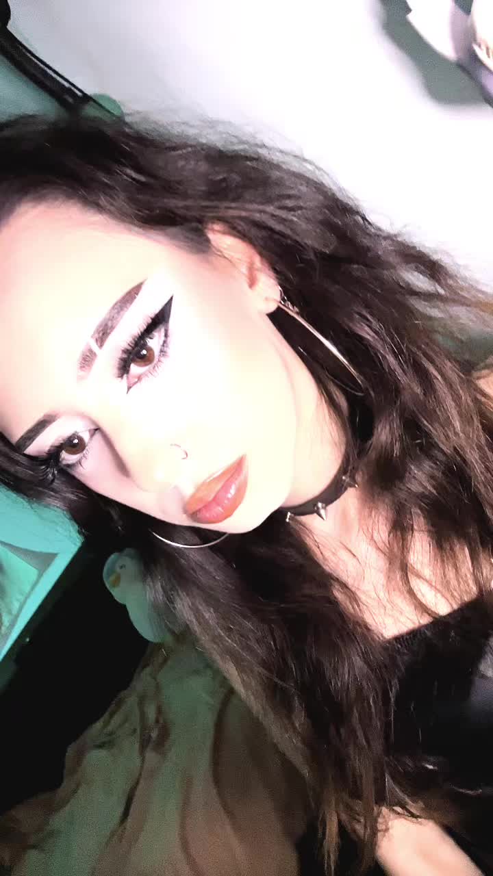 @anamaria🐐