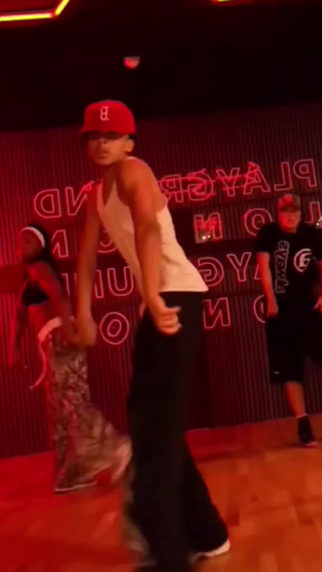 @๐๐ถ๐น๐ฎ๐ป๐ฒ๐ช๐ต Fส
αษฑาฝ ๐ฉฐ