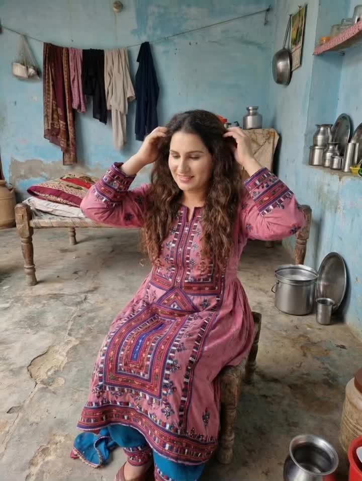 @Gul Pari Baloch