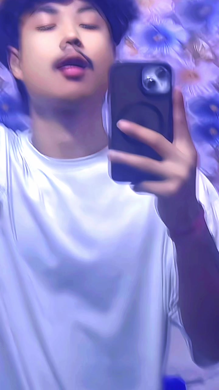 @SiMple😈BoY🔥👑