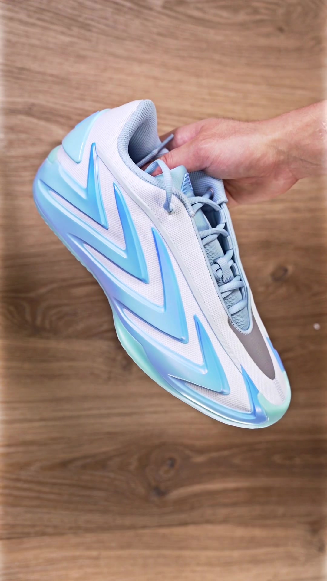 @Thesoledrop