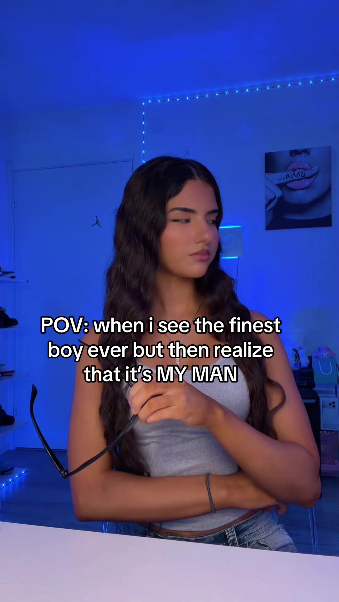 @👠