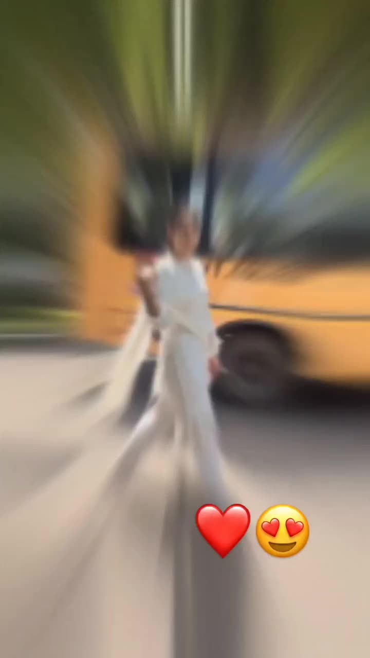 @Ayesha 💫