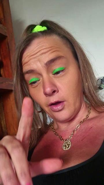 @queencrazykatiebear