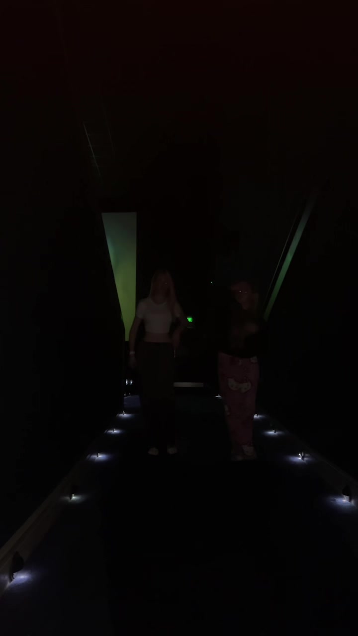 @𝐋𝐀𝐂𝐄𝐘 𝐆𝐈𝐋𝐋𝐎𝐓𝐓❤️