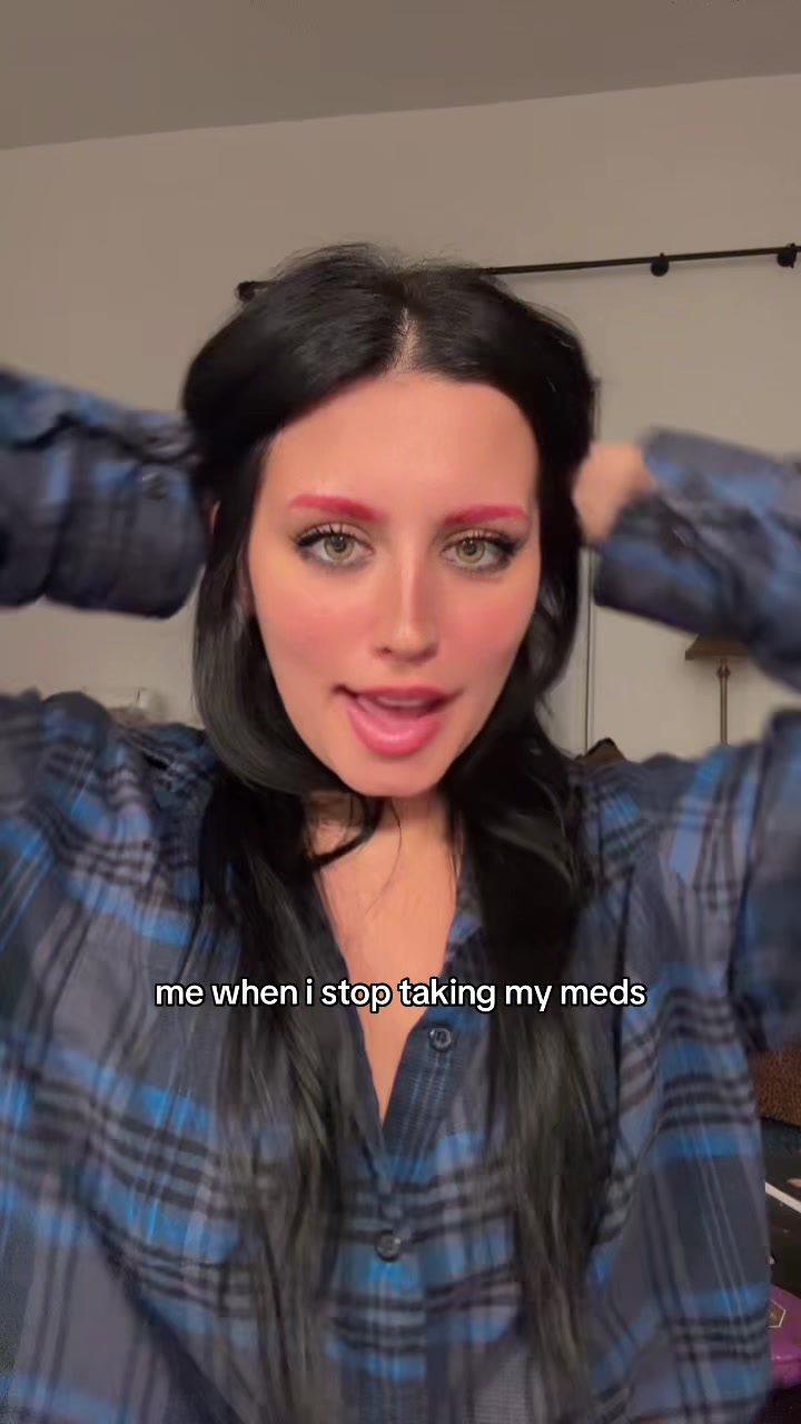 @pink eyebrows