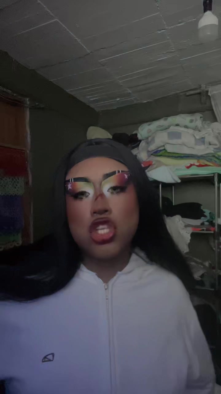 @foxxxy Doll🐝