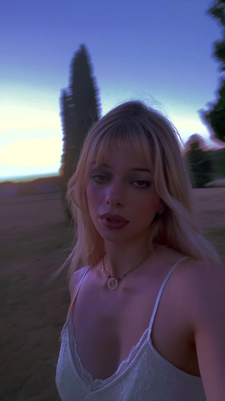 @lariuuuus