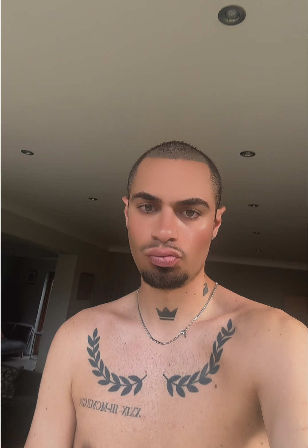 @andonisneo