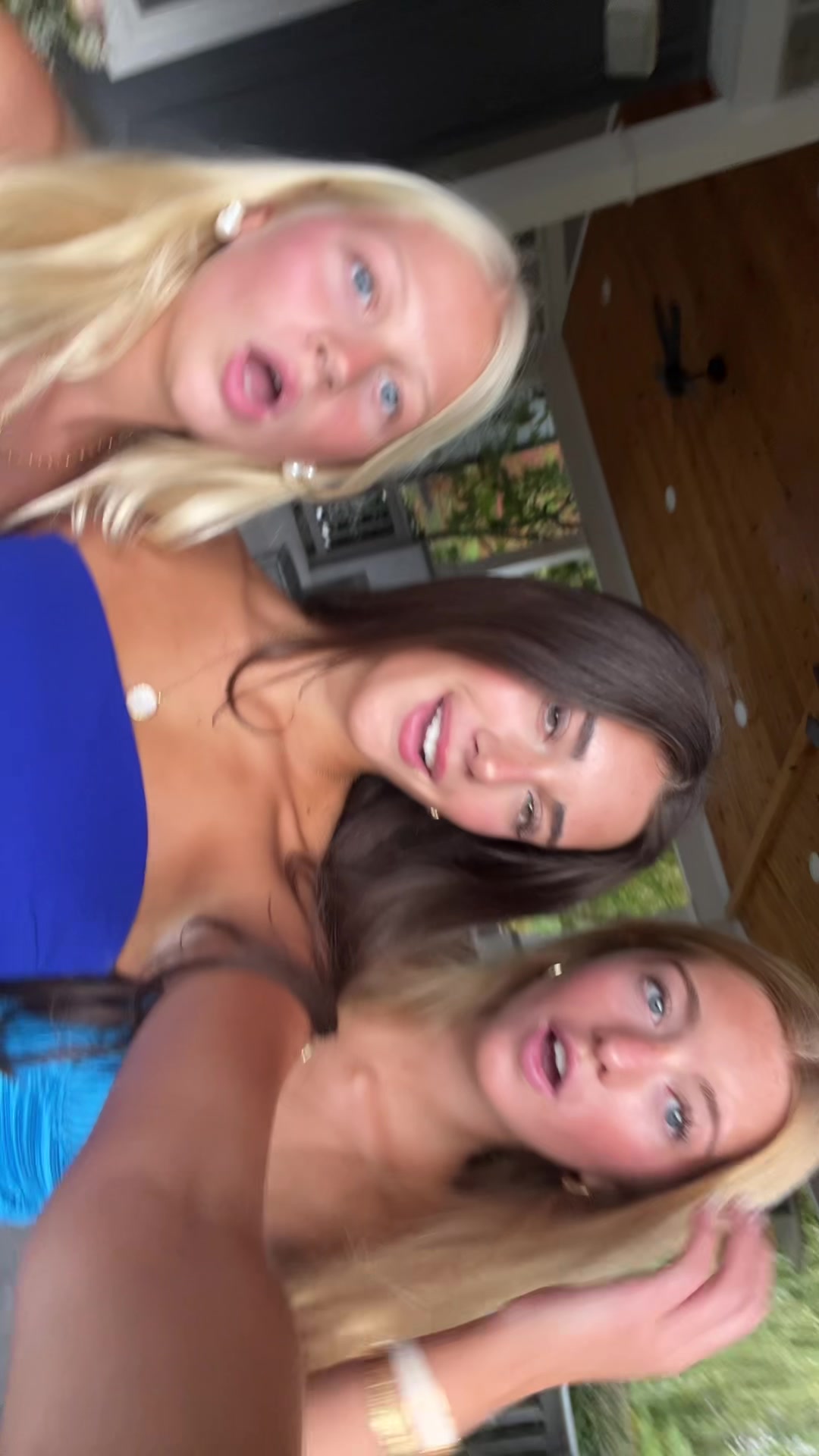@Ella Schultz