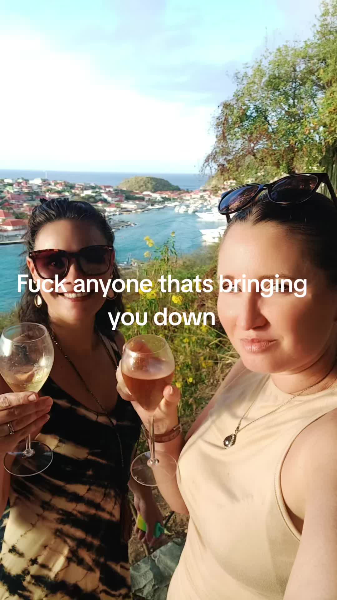 @Alexandra Ledee