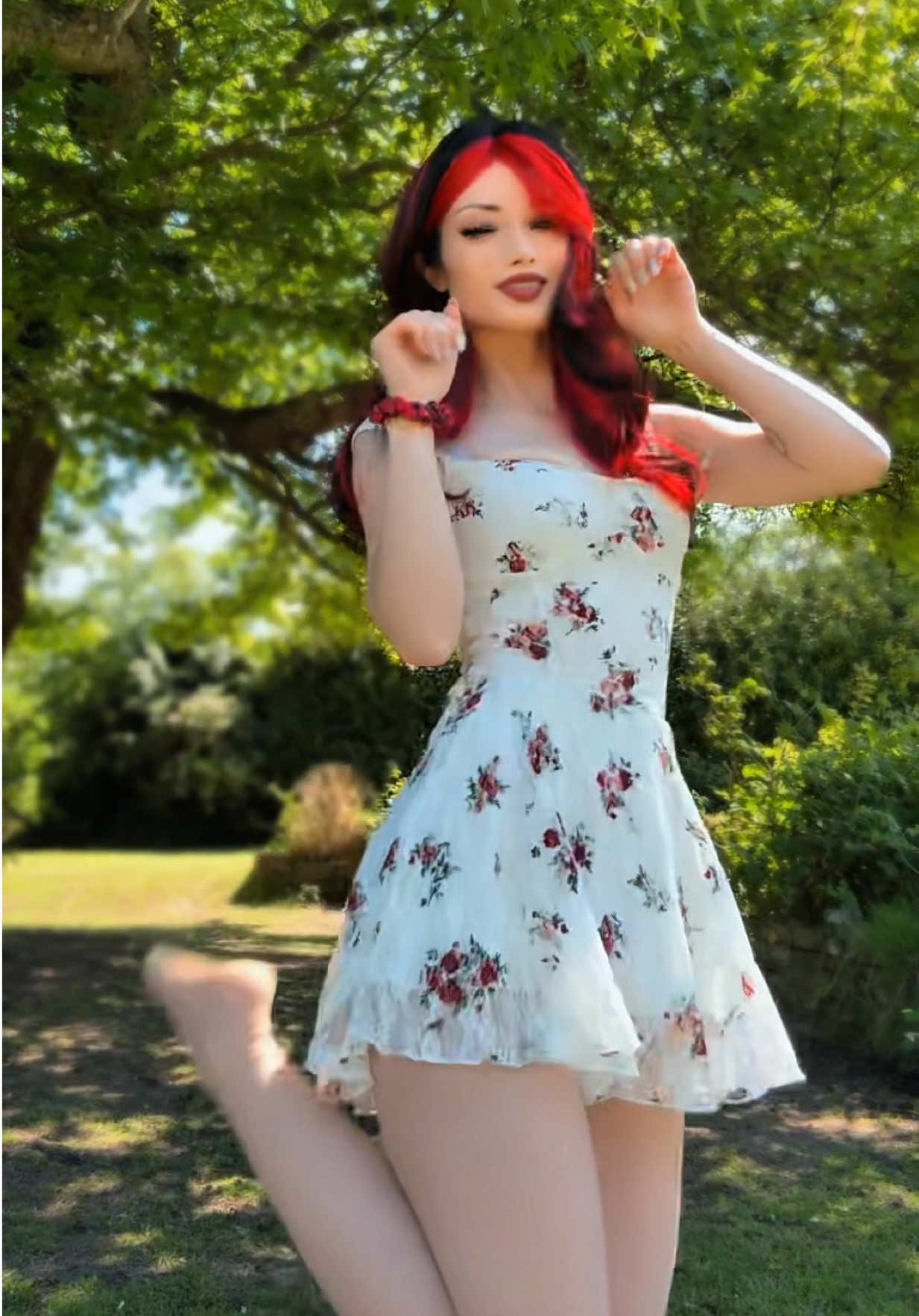 @bellajynx