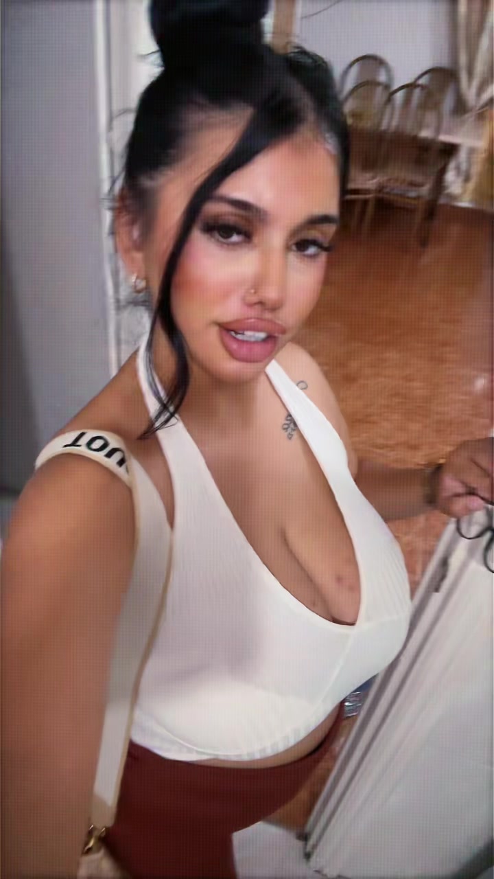 @Antoniaa