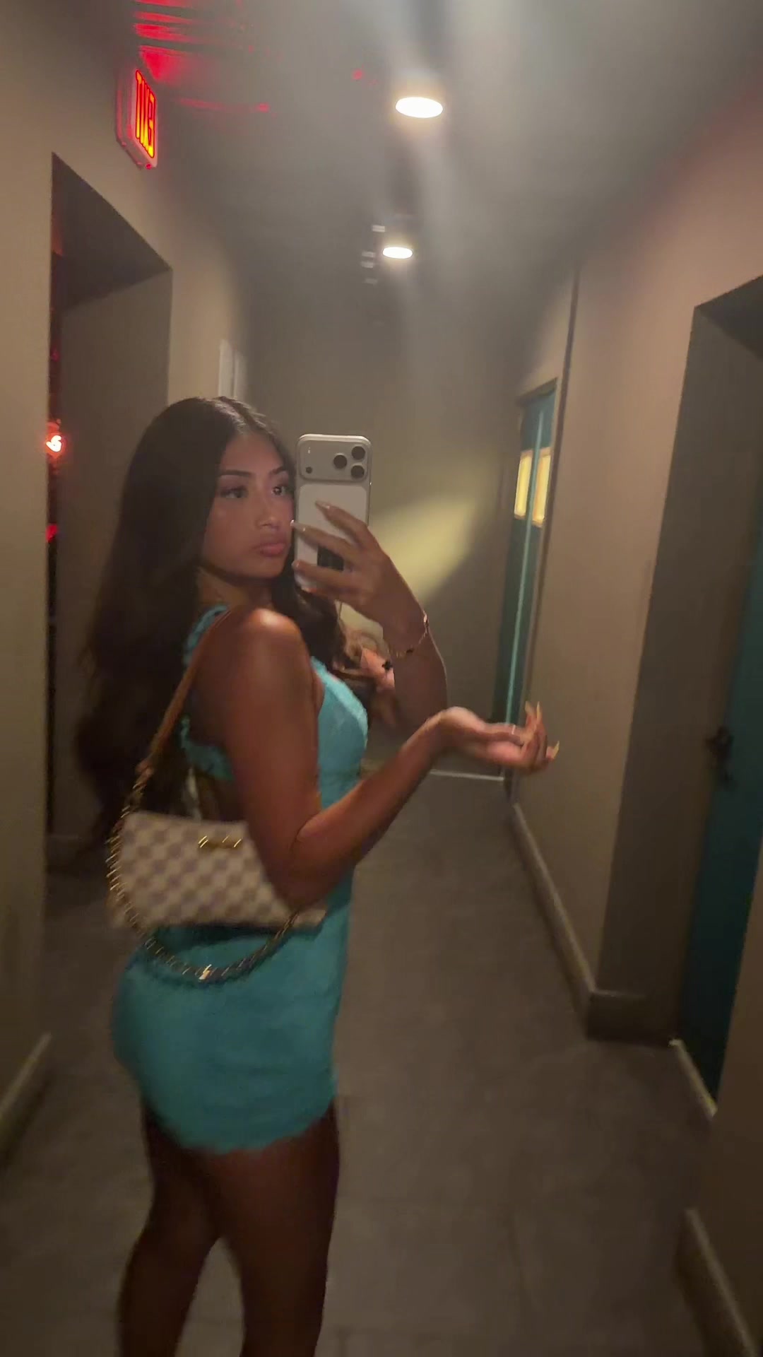 @constanzaily