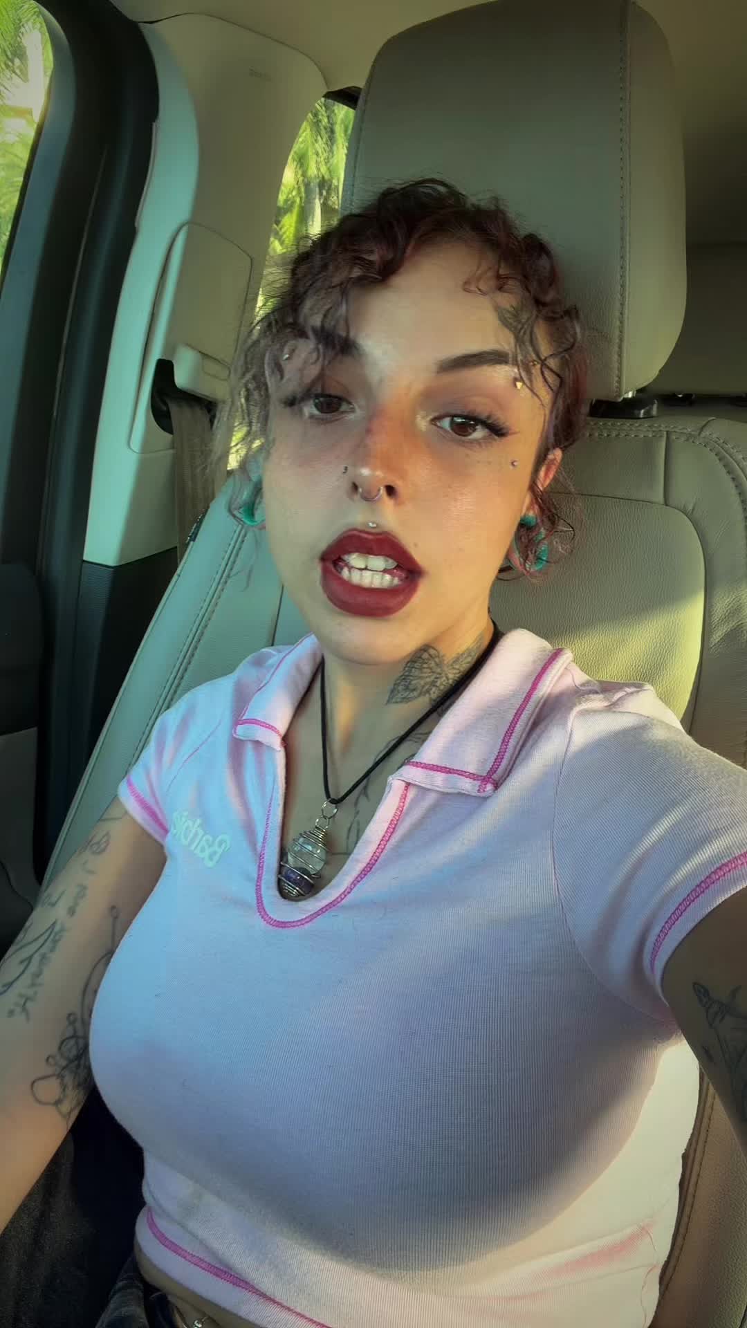 @Kiara
