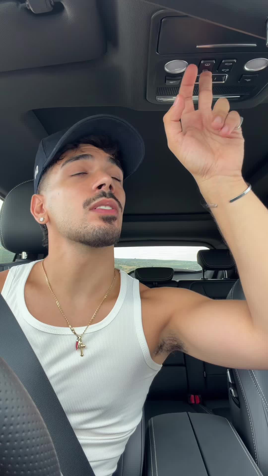 @itsalemomentcreative