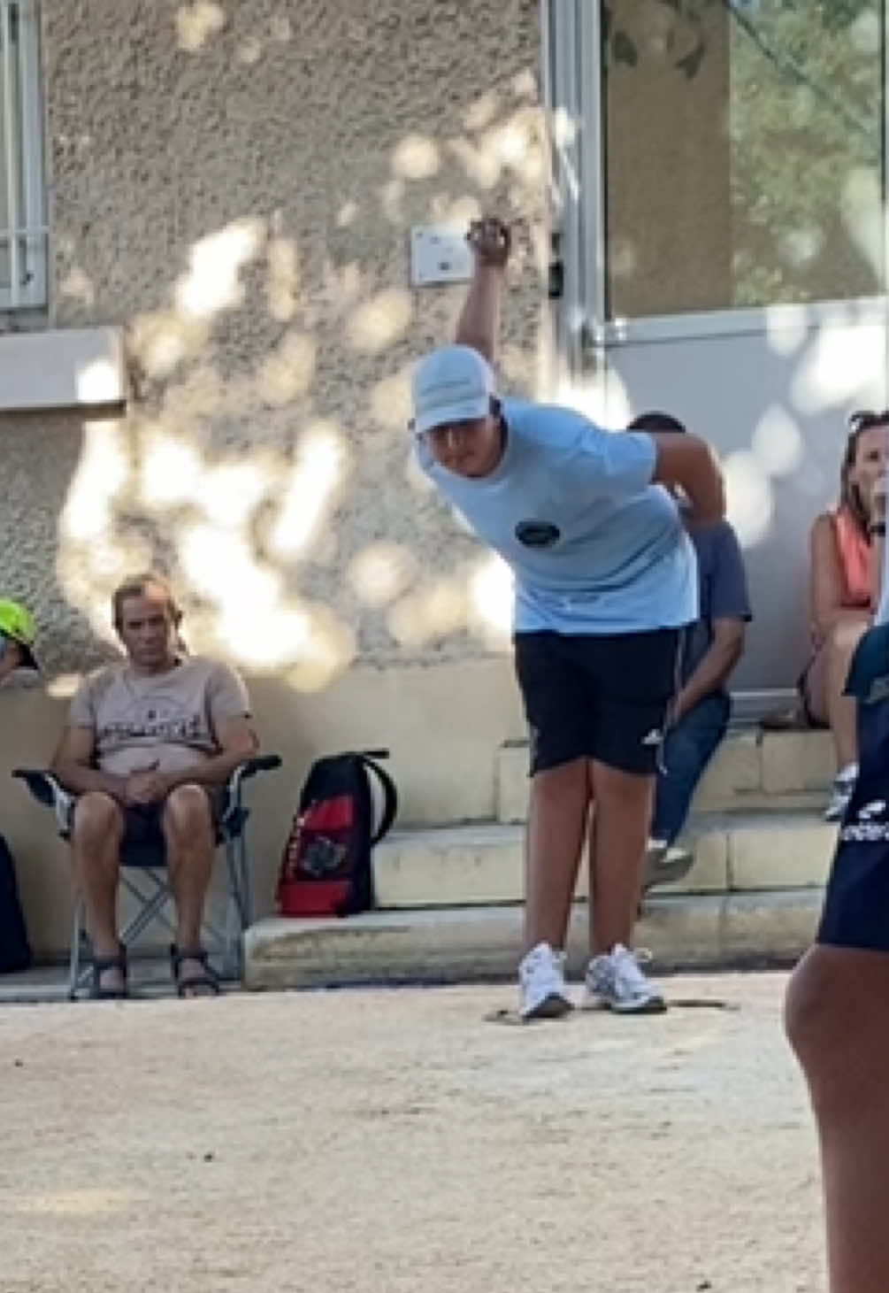 @Loni petanque