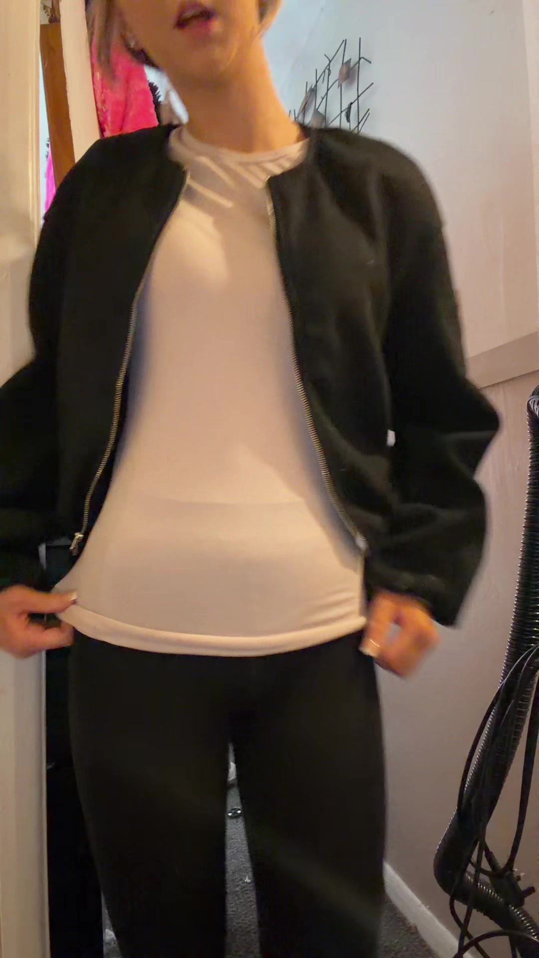 @bellamoore05