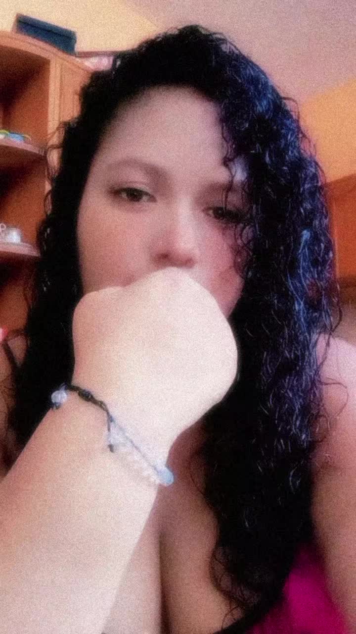 @Nickii tú nena hermosa 💞
